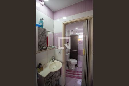 Apartamento à venda com 48m², 2 quartos e 1 vaga Apartamento à venda com 48m², 2 quartos e 1 vagaBanheiro