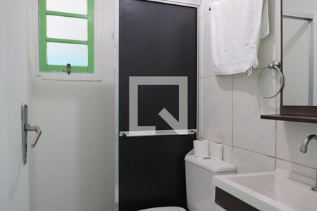 Casa à venda com 140m², 3 quartos e 2 vagasBanheiro