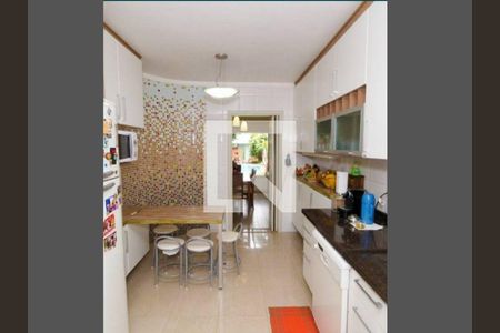 Casa à venda com 600m², 5 quartos e 5 vagas