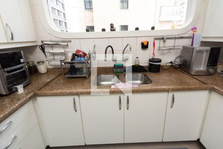 Apartamento à venda com 163m², 3 quartos e 2 vagas Apartamento à venda com 163m², 3 quartos e 2 vagasCozinha