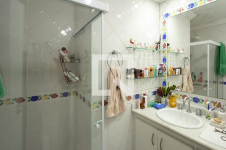 Apartamento à venda com 163m², 3 quartos e 2 vagas Apartamento à venda com 163m², 3 quartos e 2 vagasBanheiro da Suíte