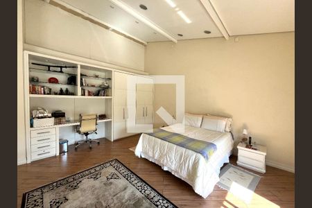 Casa à venda com 350m², 4 quartos e 3 vagas Casa à venda com 350m², 4 quartos e 3 vagasSuite 1