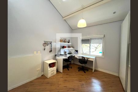 Casa à venda com 350m², 4 quartos e 3 vagas Casa à venda com 350m², 4 quartos e 3 vagasSuite 3