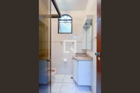 Casa à venda com 202m², 5 quartos e 3 vagas Casa à venda com 202m², 5 quartos e 3 vagasBanheiro Social