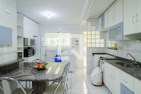 Casa à venda com 202m², 5 quartos e 3 vagas Casa à venda com 202m², 5 quartos e 3 vagasCozinha