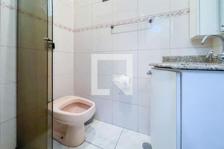 Casa à venda com 202m², 5 quartos e 3 vagas Casa à venda com 202m², 5 quartos e 3 vagasBanheiro Social