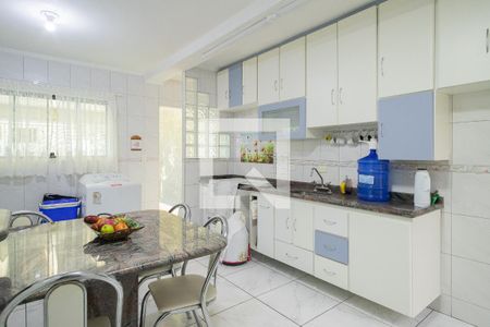 Casa à venda com 202m², 5 quartos e 3 vagas Casa à venda com 202m², 5 quartos e 3 vagasCozinha