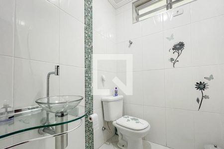 Casa à venda com 202m², 5 quartos e 3 vagas Casa à venda com 202m², 5 quartos e 3 vagasLavabo