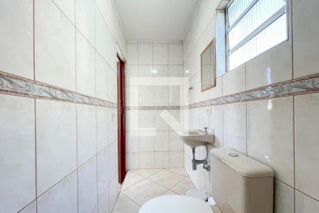 Casa à venda com 202m², 5 quartos e 3 vagas Casa à venda com 202m², 5 quartos e 3 vagasBanheiro de Serviço