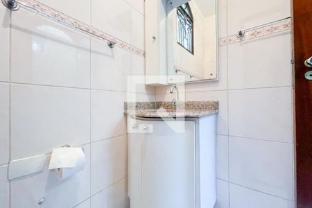 Casa à venda com 202m², 5 quartos e 3 vagas Casa à venda com 202m², 5 quartos e 3 vagasBanheiro Social