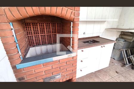 Casa à venda com 415m², 3 quartos e 5 vagas Casa à venda com 415m², 3 quartos e 5 vagasÁrea de serviço