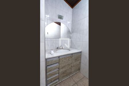 Casa à venda com 415m², 3 quartos e 5 vagas Casa à venda com 415m², 3 quartos e 5 vagasBanheiro