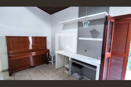 Casa à venda com 415m², 3 quartos e 5 vagas Casa à venda com 415m², 3 quartos e 5 vagasQuarto