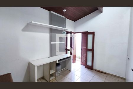 Casa à venda com 415m², 3 quartos e 5 vagas Casa à venda com 415m², 3 quartos e 5 vagasQuarto