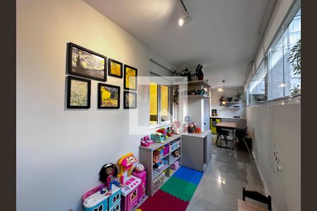 Apartamento à venda com 68m², 2 quartos e 1 vagaVaranda