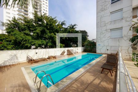 Apartamento à venda com 35m², 1 quarto e 1 vagaPiscina