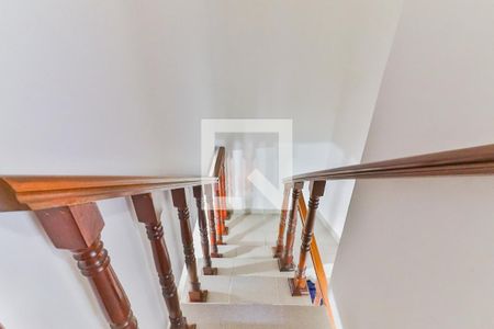 Casa à venda com 347m², 4 quartos e 6 vagasEscadas Serviço