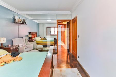 Casa à venda com 347m², 4 quartos e 6 vagasQuarto 1 - Suite