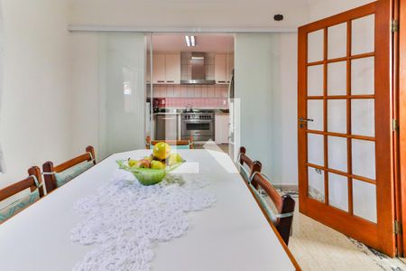 Casa à venda com 347m², 4 quartos e 6 vagasCopa Cozinha