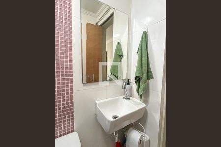 Apartamento à venda com 110m², 3 quartos e 1 vaga Apartamento à venda com 110m², 3 quartos e 1 vagaBanheiro 2