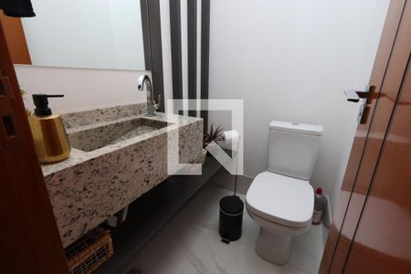 Casa à venda com 215m², 3 quartos e 2 vagasLavabo