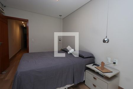 Casa à venda com 215m², 3 quartos e 2 vagasSuíte Master