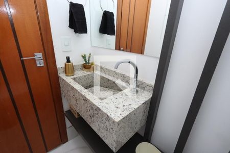 Casa à venda com 215m², 3 quartos e 2 vagasLavabo