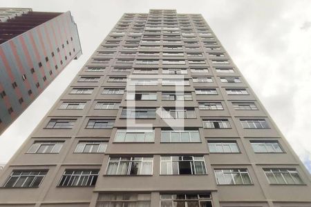 Apartamento à venda com 77m², 2 quartos e sem vaga
