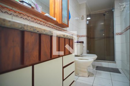 Apartamento à venda com 225m², 3 quartos e 2 vagasBanheiro da Suíte