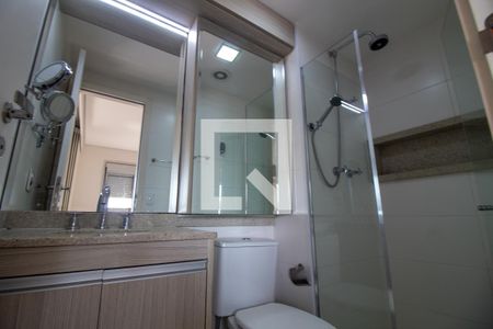 Banheiro de kitnet/studio para alugar com 1 quarto, 35m² em Santo Amaro, São Paulo