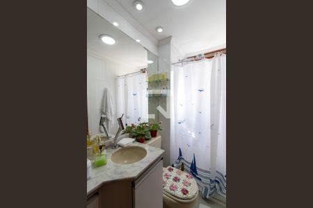 Apartamento à venda com 78m², 2 quartos e 1 vaga Apartamento à venda com 78m², 2 quartos e 1 vagaBanheiro