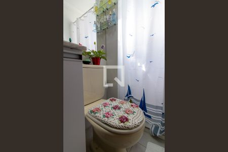 Apartamento à venda com 78m², 2 quartos e 1 vaga Apartamento à venda com 78m², 2 quartos e 1 vagaBanheiro