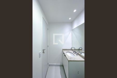 Banheiro de kitnet/studio para alugar com 1 quarto, 33m² em Belenzinho, São Paulo