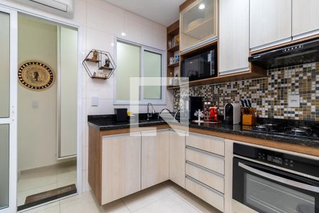 Casa de condomínio à venda com 100m², 2 quartos e 2 vagasCozinha