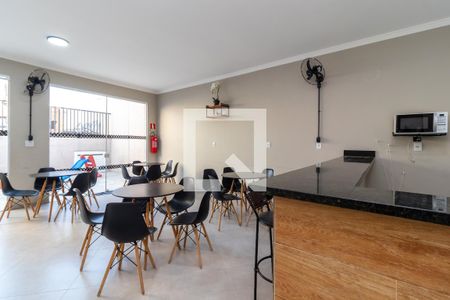 Casa de condomínio à venda com 100m², 2 quartos e 2 vagasÁrea comum - Salão de festas