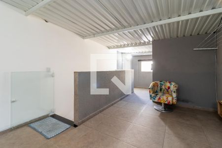 Casa de condomínio à venda com 100m², 2 quartos e 2 vagasÁrea de Serviço