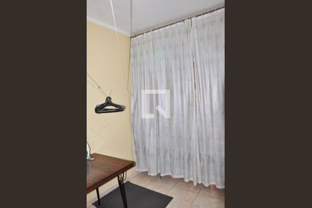 Casa à venda com 184m², 3 quartos e 3 vagas Casa à venda com 184m², 3 quartos e 3 vagasQuarto 03