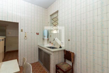 Casa à venda com 300m², 2 quartos e 3 vagas Casa à venda com 300m², 2 quartos e 3 vagasCozinha