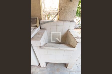 Casa à venda com 300m², 2 quartos e 3 vagas Casa à venda com 300m², 2 quartos e 3 vagasÁrea de Serviço