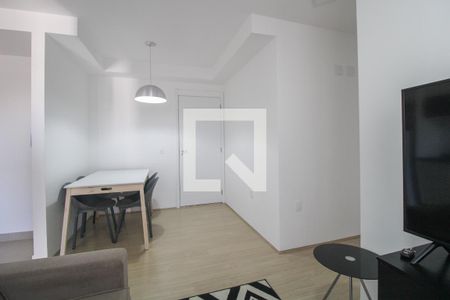 Sala de apartamento para alugar com 2 quartos, 55m² em Parque Rural Fazenda Santa Cândida, Campinas