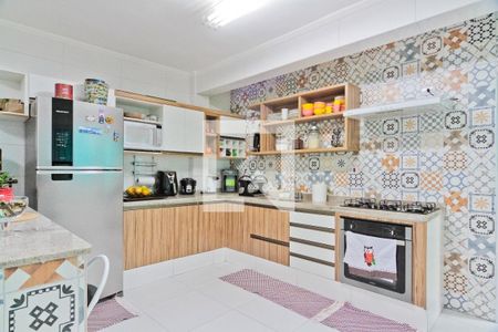 Casa à venda com 184m², 4 quartos e 2 vagasCozinha