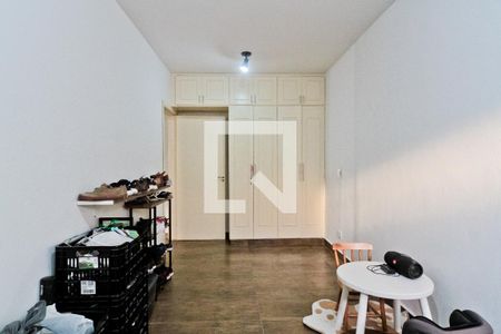 Casa à venda com 184m², 4 quartos e 2 vagasQuarto 3