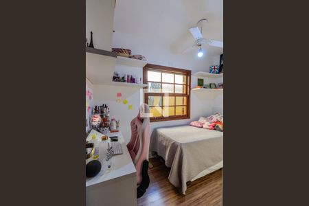 Casa à venda com 180m², 3 quartos e 2 vagas Casa à venda com 180m², 3 quartos e 2 vagasQuarto 2