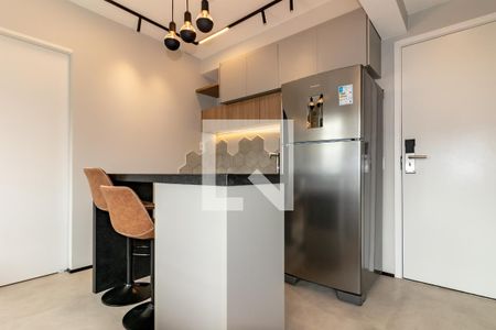 Cozinha de apartamento para alugar com 1 quarto, 35m² em Indianópolis, São Paulo