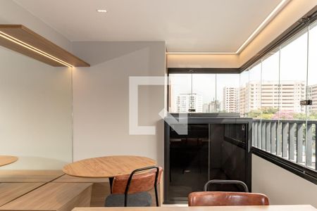 Sala de apartamento para alugar com 1 quarto, 35m² em Indianópolis, São Paulo