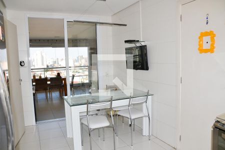 Apartamento para alugar com 186m², 3 quartos e 3 vagasCozinha
