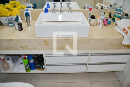 Apartamento para alugar com 186m², 3 quartos e 3 vagasBanheiro