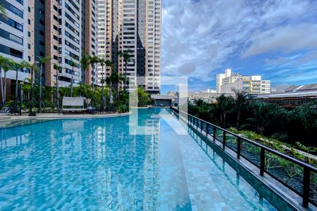 Apartamento à venda com 50m², 1 quarto e 1 vaga Apartamento à venda com 50m², 1 quarto e 1 vagaÁrea comum - Piscina