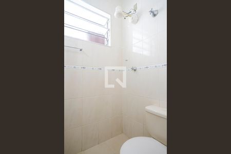 Casa à venda com 115m², 2 quartos e 1 vagaBanheiro da suíte