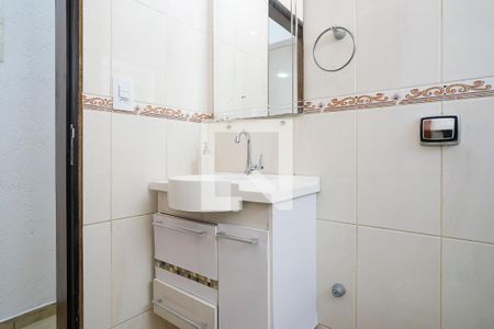 Casa à venda com 115m², 2 quartos e 1 vagaBanheiro 